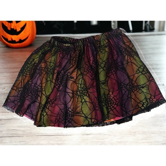 SPIDERWEB HALLOWEEN SKIRT|SIZE 4T|BLACK W TIE‎ DYE STRIPED UNDERSKIRT - Picture 3 of 5